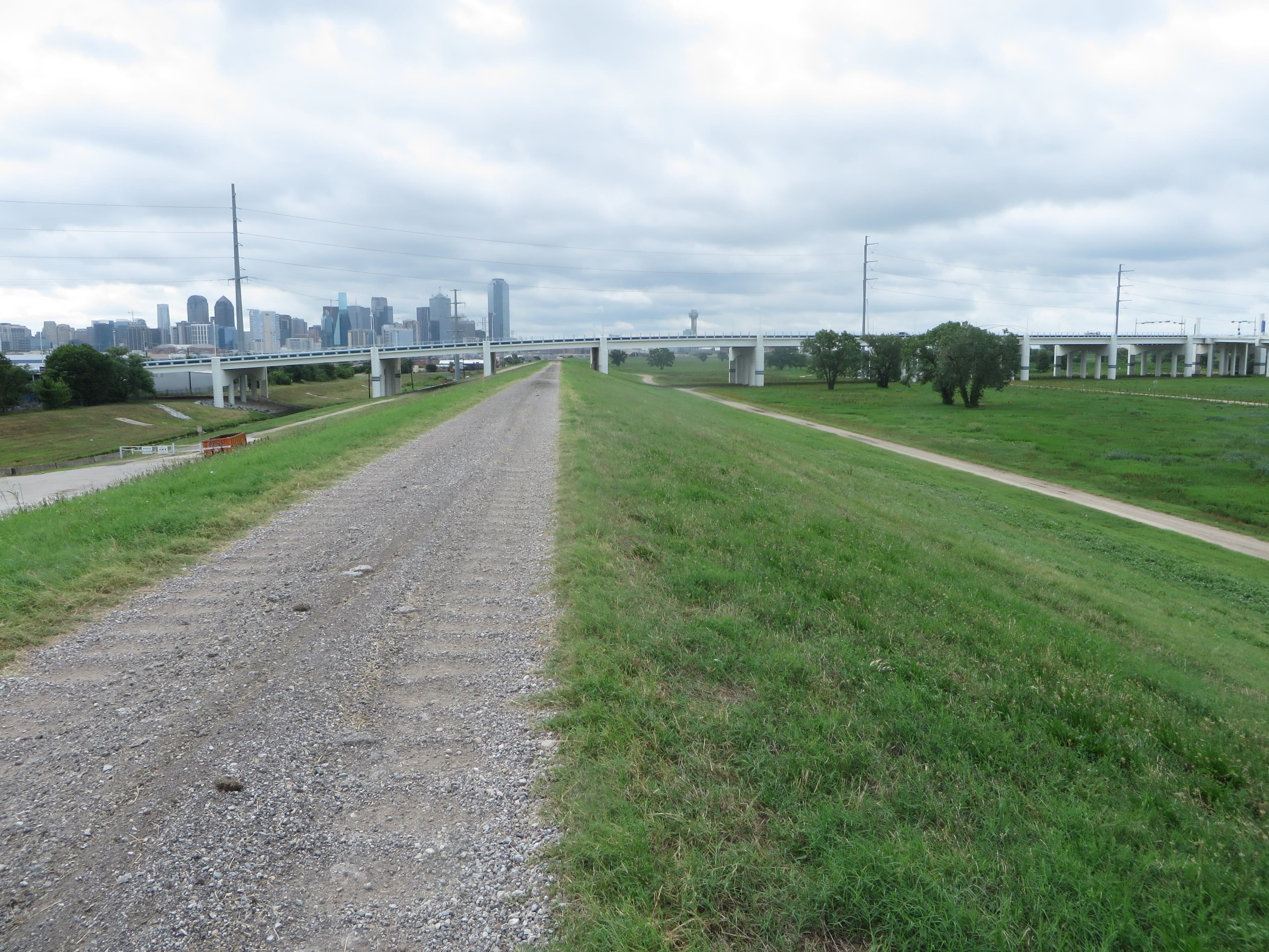 Dallas Floodway 277K Levee Raise and Delta Pump Station